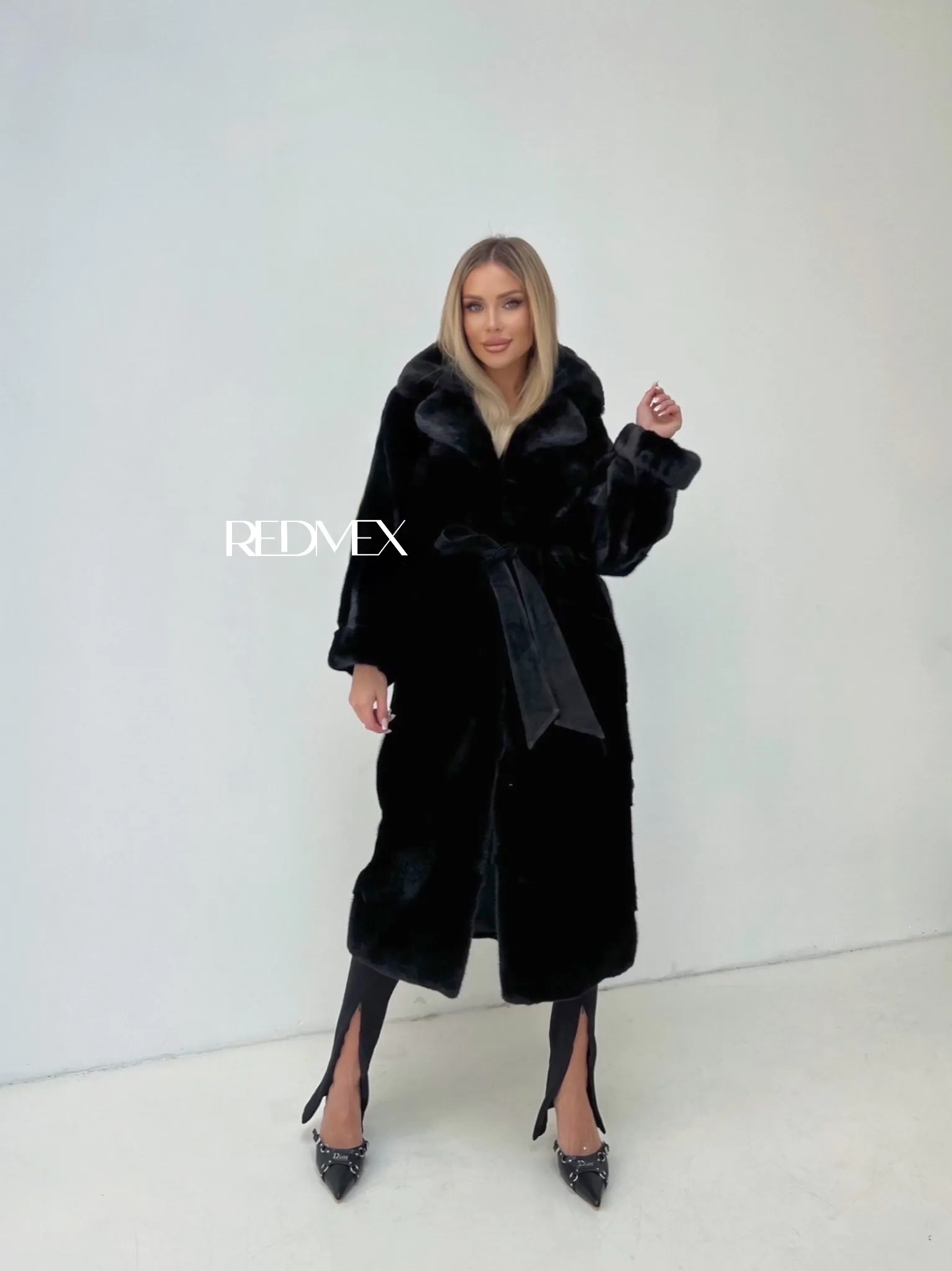 Кокон из норки с англ. воротником «Black» 120 см